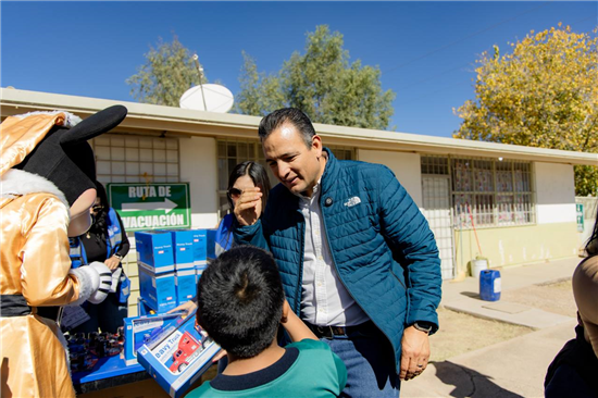 Lleva Marco Bonilla la Navidad a niñas y niños de zona rural Ejido ...